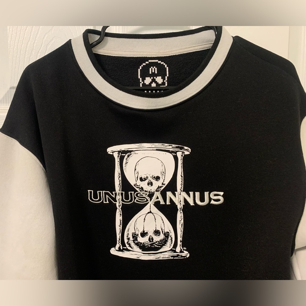 Unus Annas Hourglass Crewneck Sweater